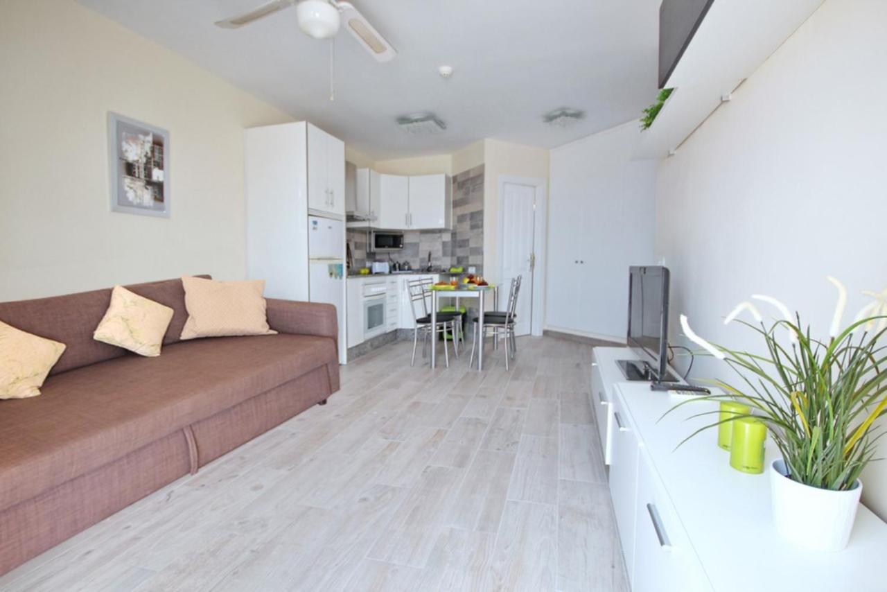 Apartment With Terrace On The Seafront In Playa Fanabe Costa Adeje  Exterior photo
